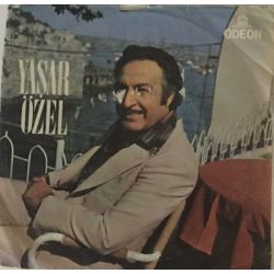 Yaşar Özel ‎– Gülünce Gözlerinin İçi Gülüyor / Bekar Odası