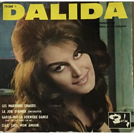 Dalida Accompagnée Par Raymond Lefèvre Et Son Orchestre* ‎– Les Marrons Chauds